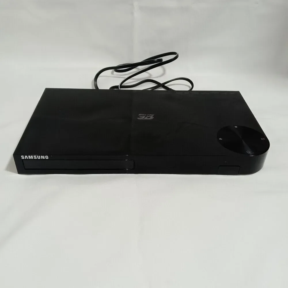 Samsung BD-F5900 3D Blu-ray DVD Player with HDMI Streaming and Wi-Fi No Remote